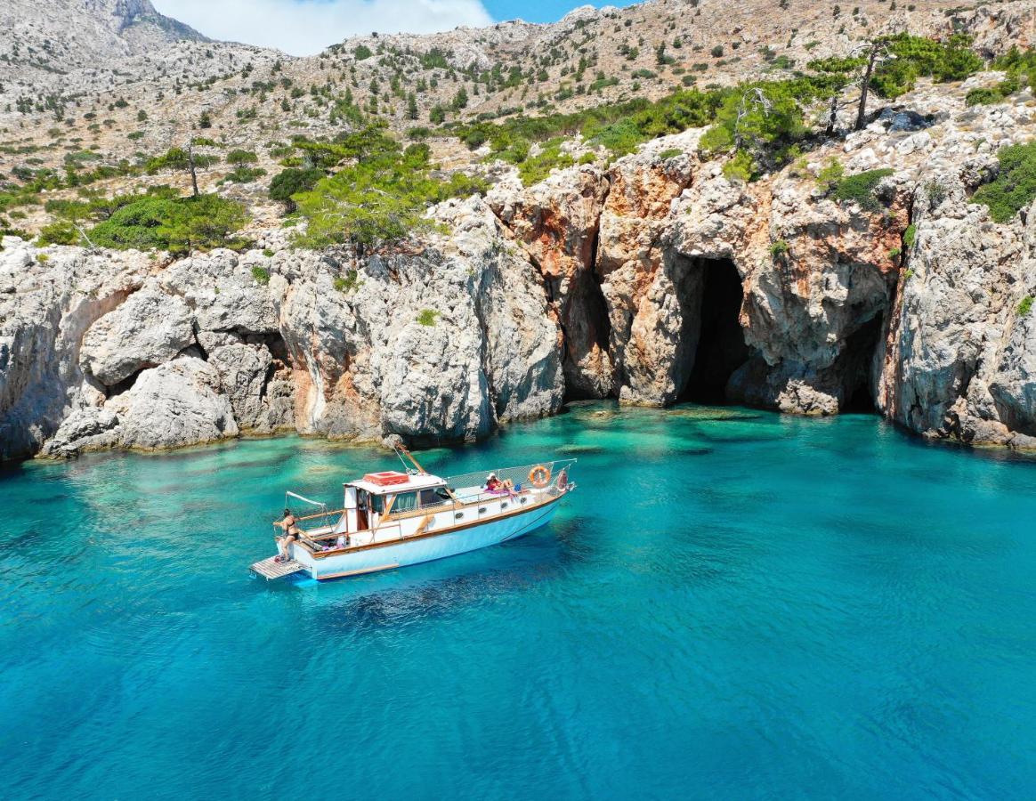 Regina Studios & Hotel Karpathos Exteriér fotografie