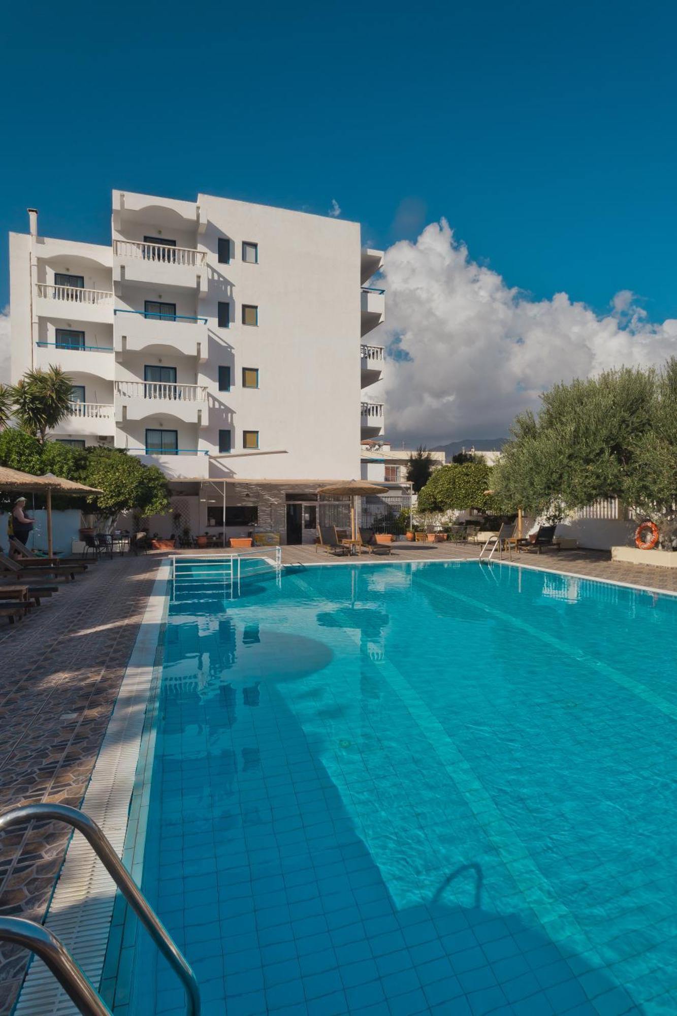 Regina Studios & Hotel Karpathos Exteriér fotografie