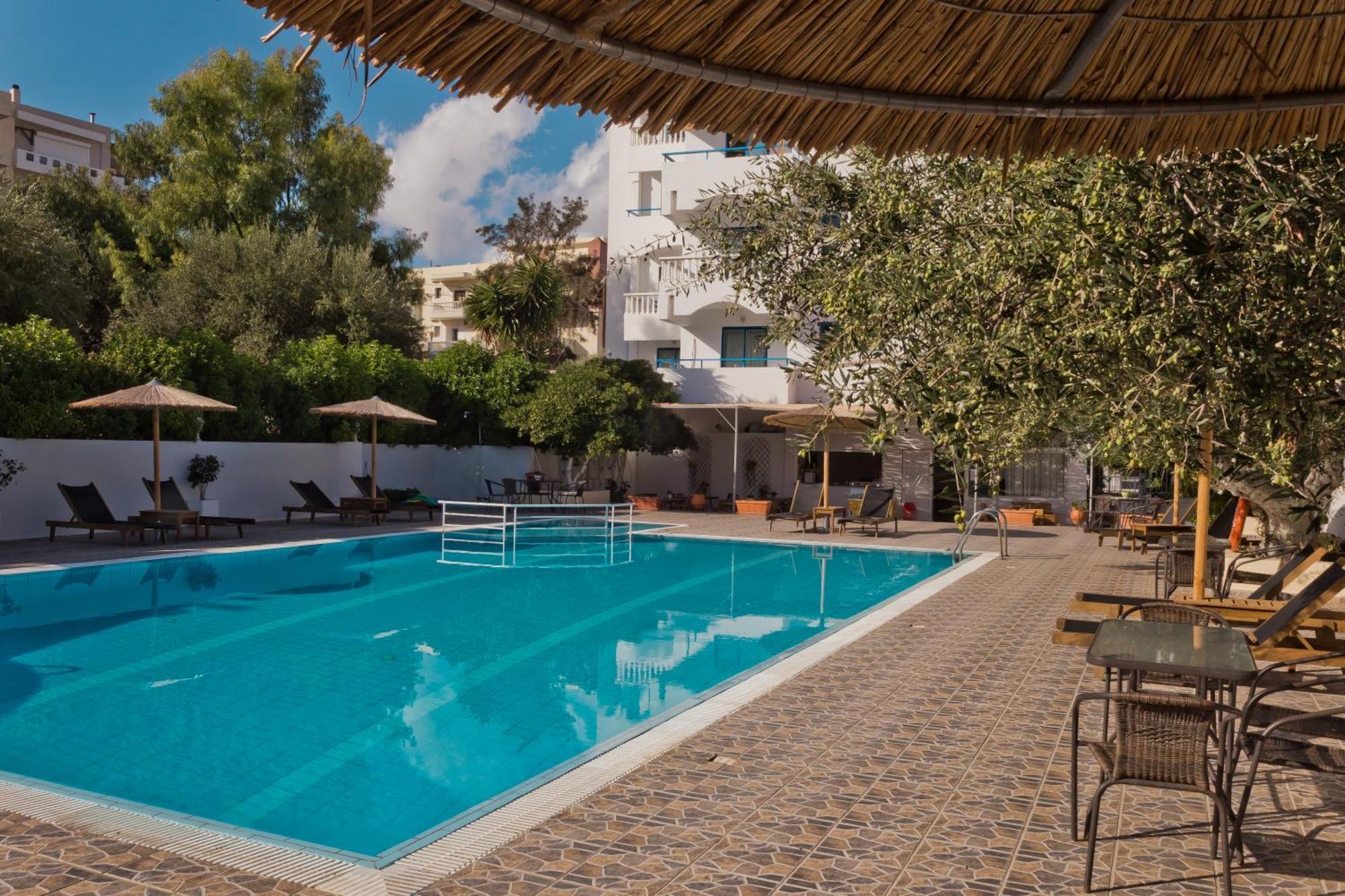 Regina Studios & Hotel Karpathos Exteriér fotografie