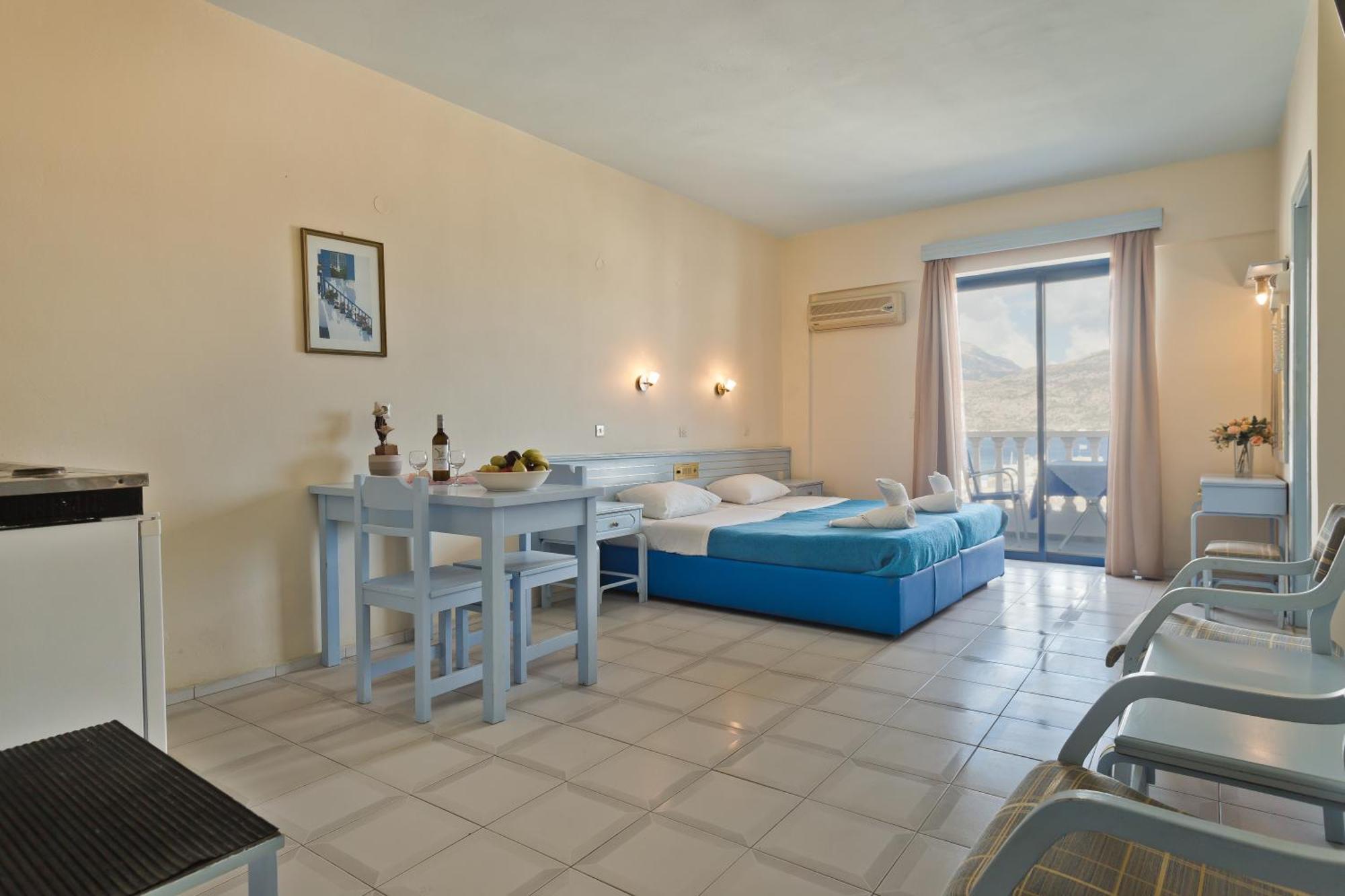 Regina Studios & Hotel Karpathos Exteriér fotografie