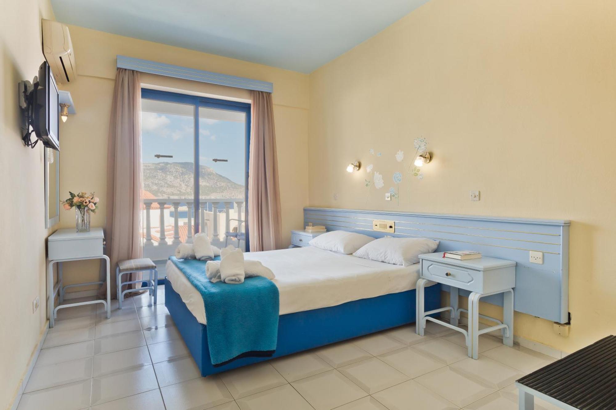 Regina Studios & Hotel Karpathos Exteriér fotografie