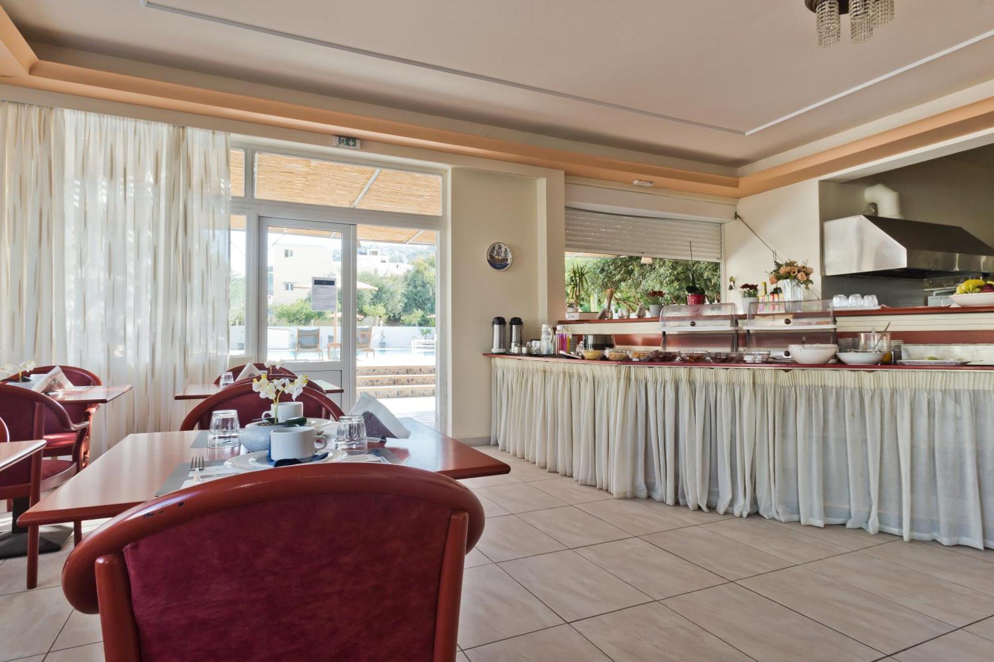 Regina Studios & Hotel Karpathos Exteriér fotografie
