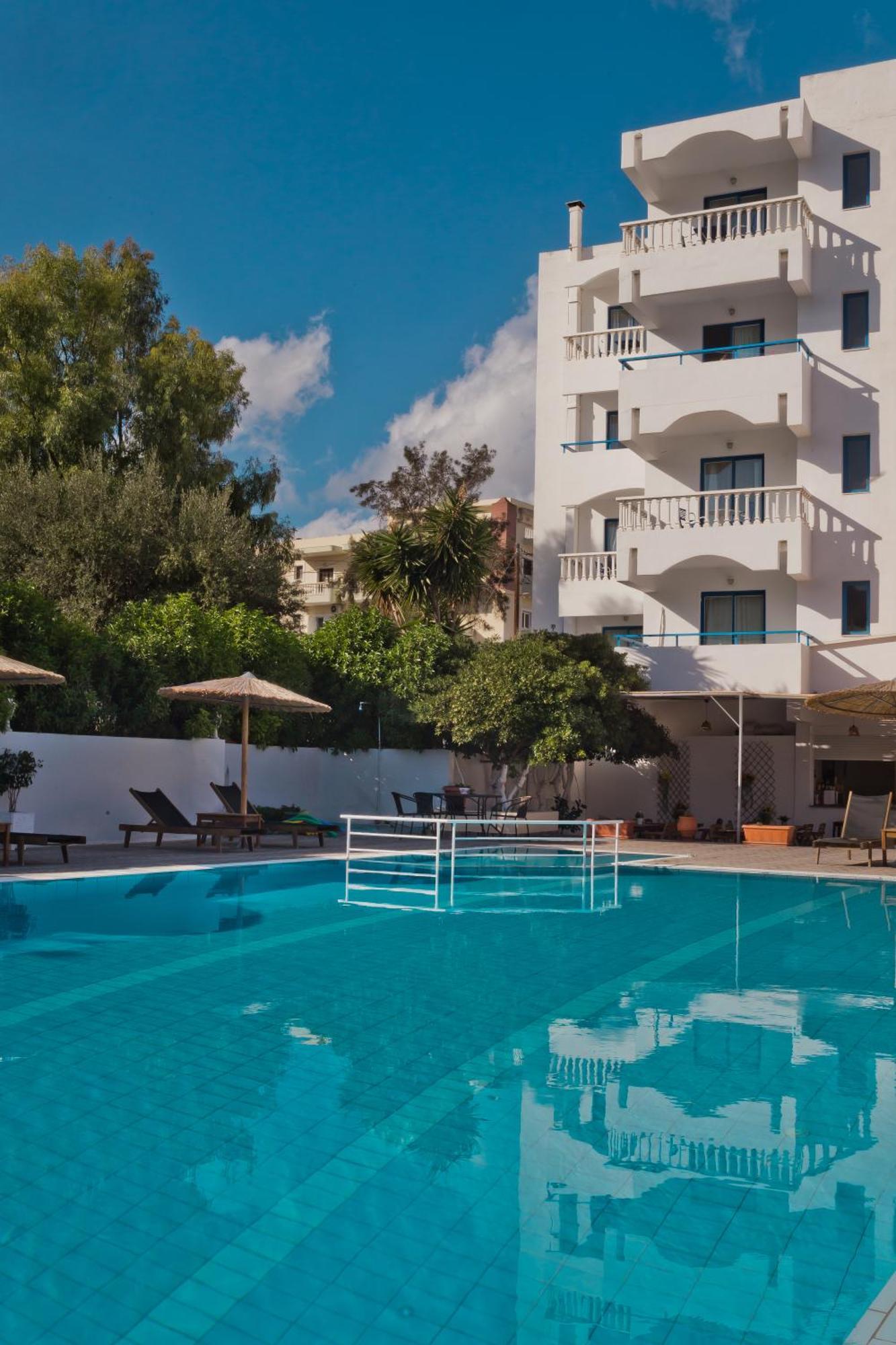 Regina Studios & Hotel Karpathos Exteriér fotografie