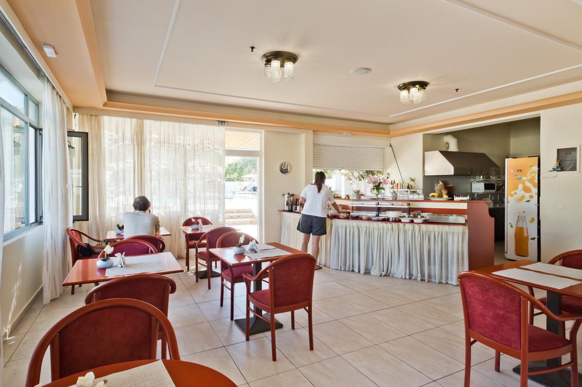 Regina Studios & Hotel Karpathos Exteriér fotografie