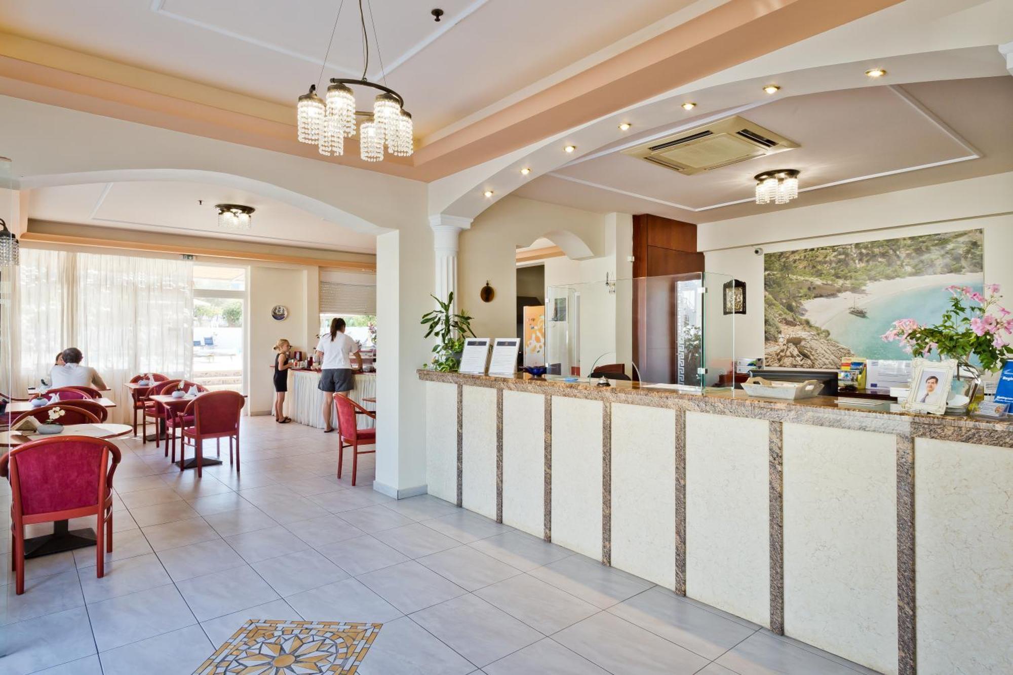 Regina Studios & Hotel Karpathos Exteriér fotografie